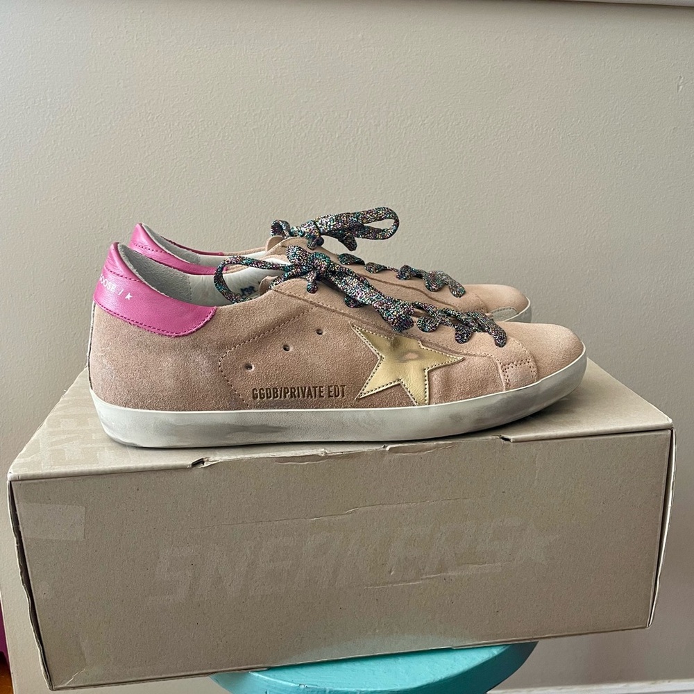 Golden Goose Superstar Nude Suede Gold Star Pink Heel Confetti Laces NEW IN BOX - Picture 2 of 13